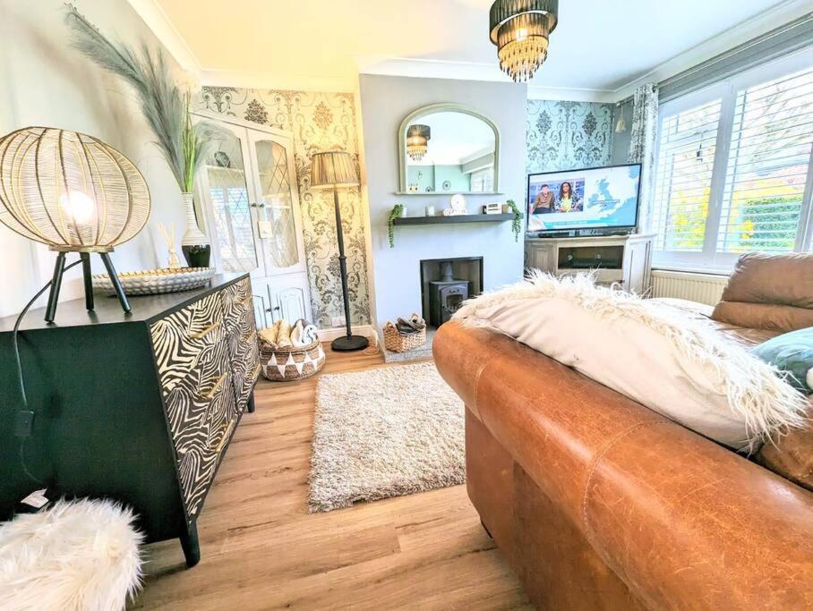 Spacious Lovely 3 Bed House In Keyworth Nottingham Suit Contractors Or Family Luaran gambar